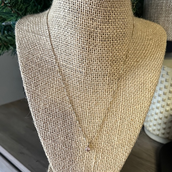 Elegant Gold Necklace with Pink Ice Pendant - Picture 4 of 5